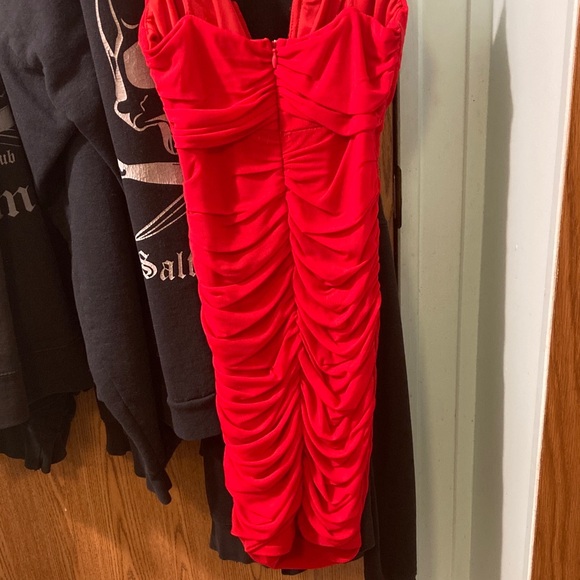 Elegant Red Mini Dress - Picture 3 of 5